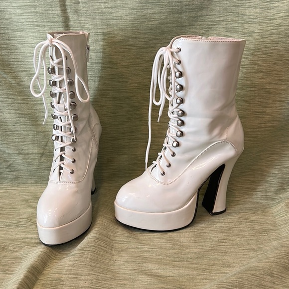 Jeffery Campbell White Patent Boots - Picture 1 of 11